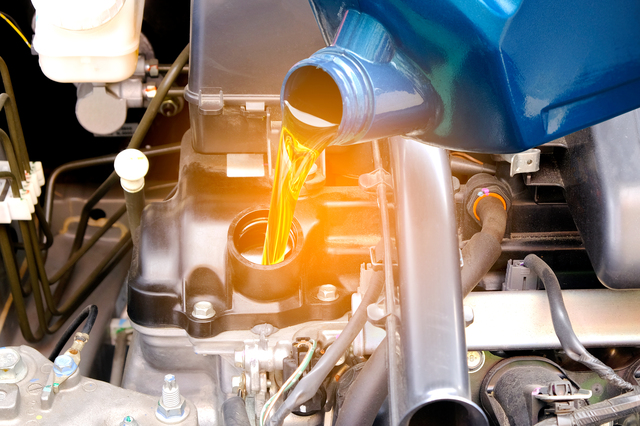 バイクのオイル添加剤は効果があるのか?基本と誤解を整理する