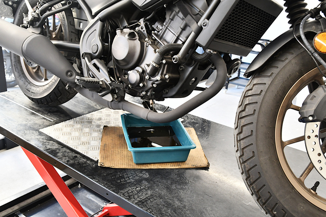 水冷バイクのオイル交換時期の目安